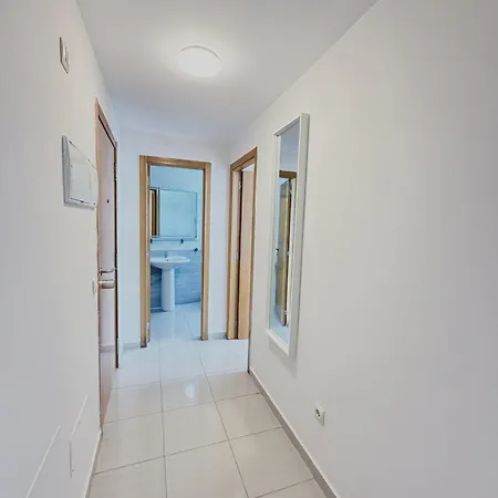 Dragos 208 Apartmán *
